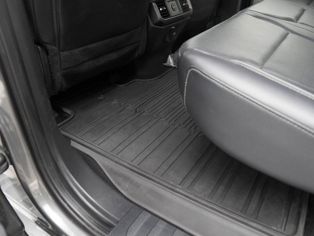 Used 2025 Ford F150 Lariat AWD/4WD image 18
