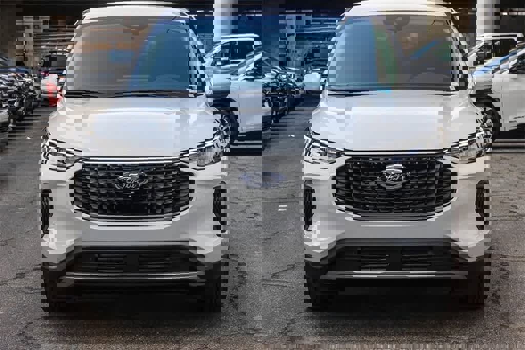 New 2024 Ford Escape Active w/ Tech Pack #2 image 2