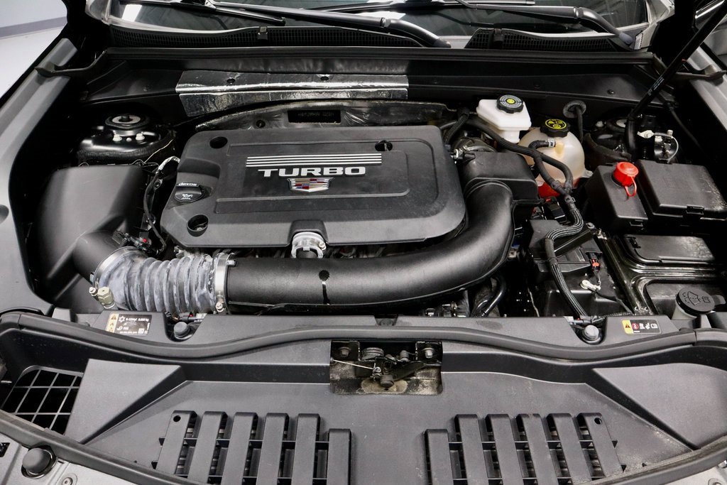 Used 2024 Cadillac XT4 Luxury image 16