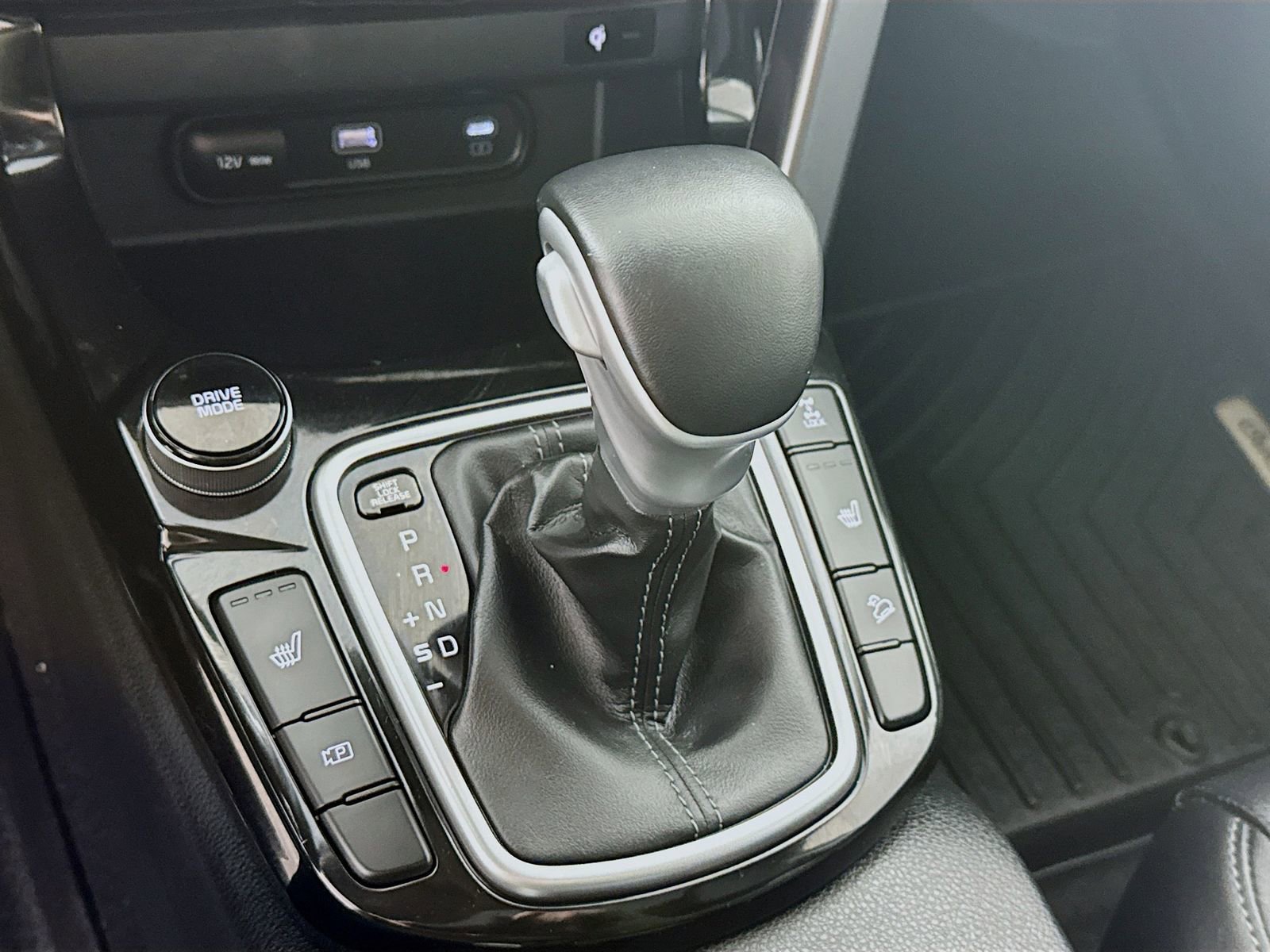 Used 2024 Kia Seltos EX image 13