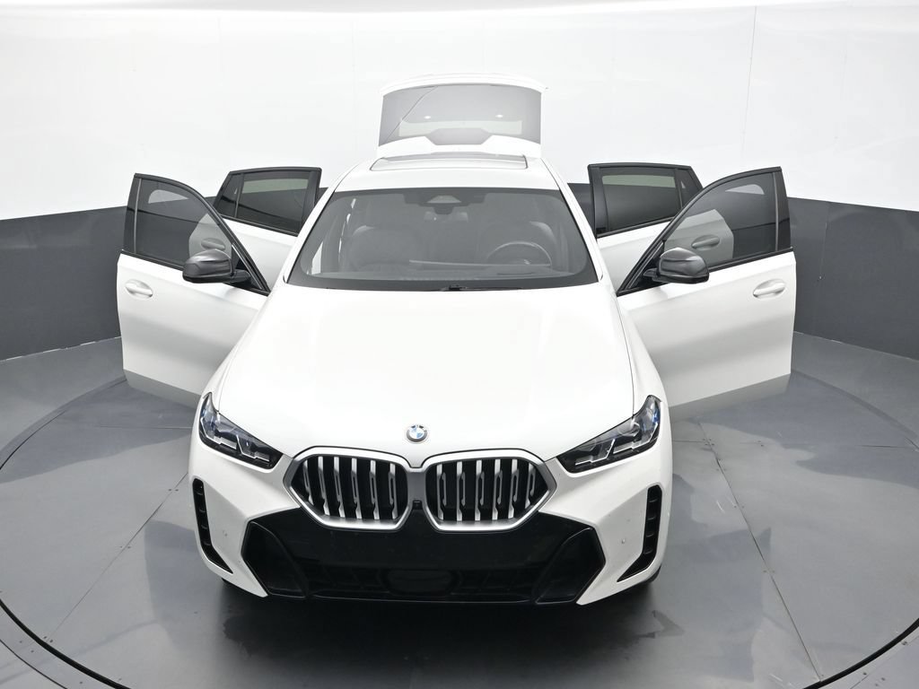Used 2024 BMW X6 xDrive40i AWD/4WD image 27