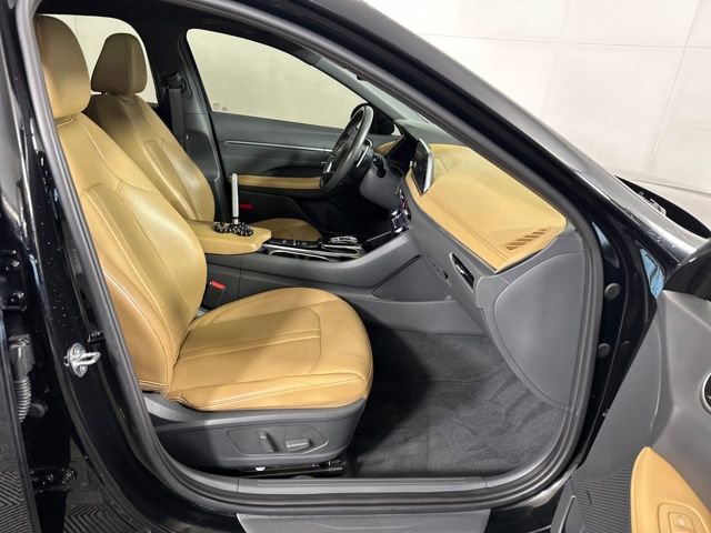Used 2021 Hyundai Sonata Limited image 28