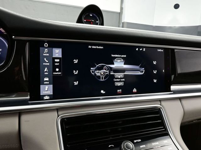 Certified 2017 Porsche Panamera 4 image 10