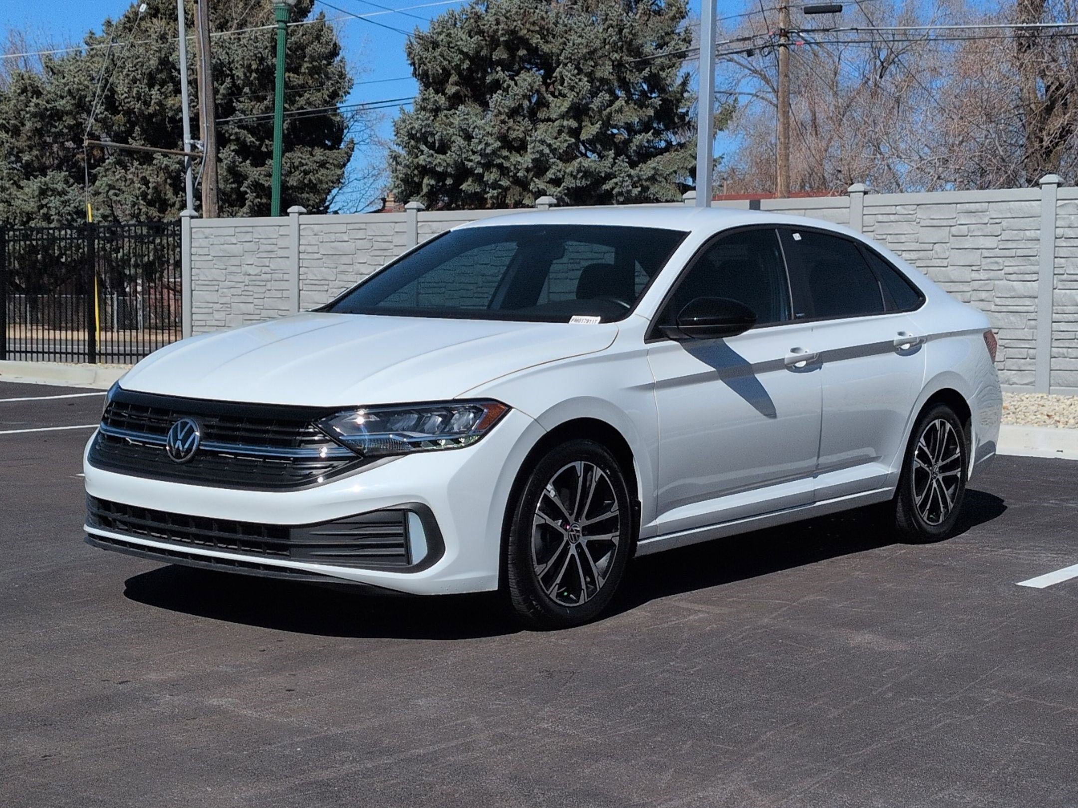 Used 2023 Volkswagen Jetta Sport image 11