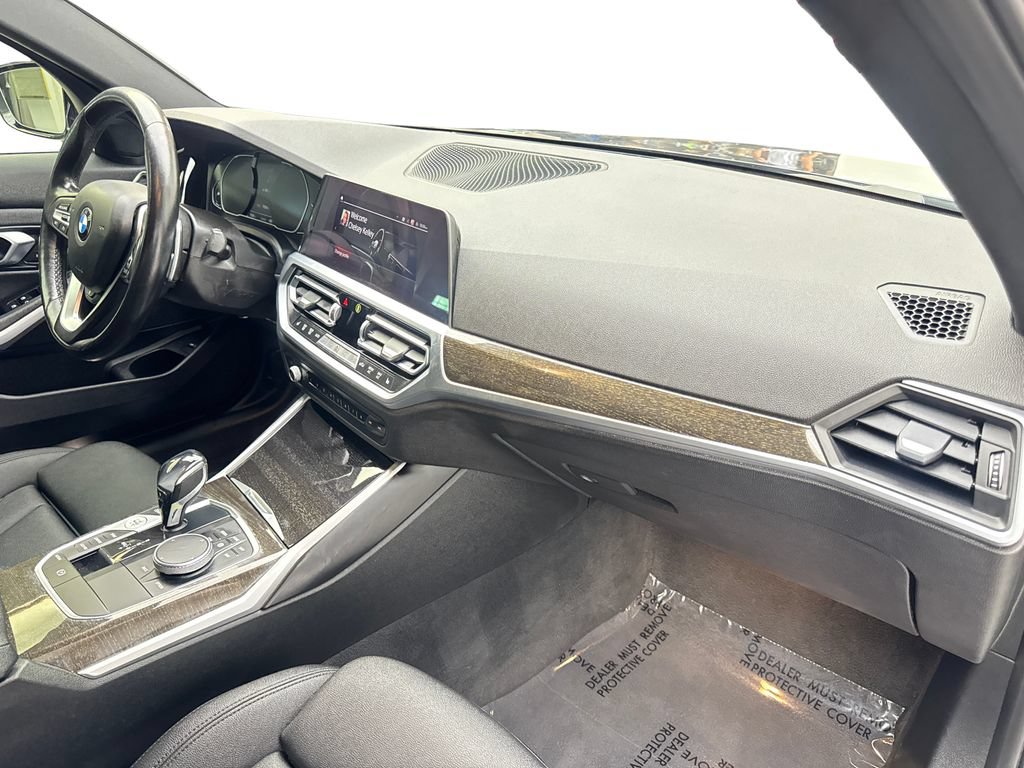 Used 2021 BMW 330i xDrive Sedan w/ Driving Assistance Package AWD/4WD image 53