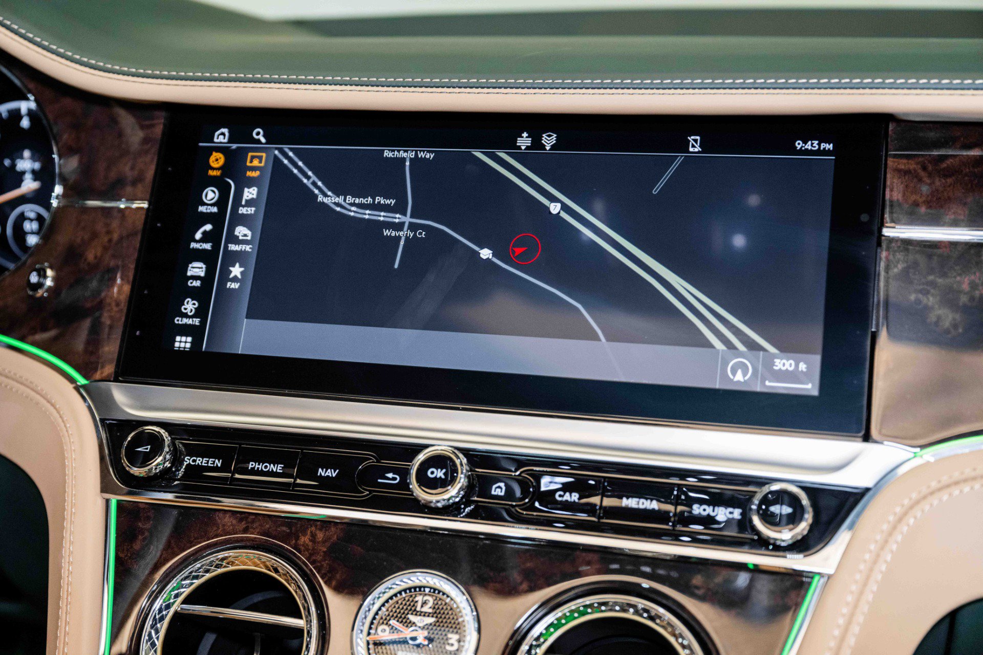 Used 2024 Bentley Continental GT V8 AWD/4WD image 27