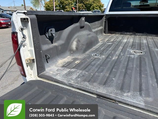 Used 2015 RAM 3500 Tradesman w/ Chrome Appearance Group AWD/4WD image 13