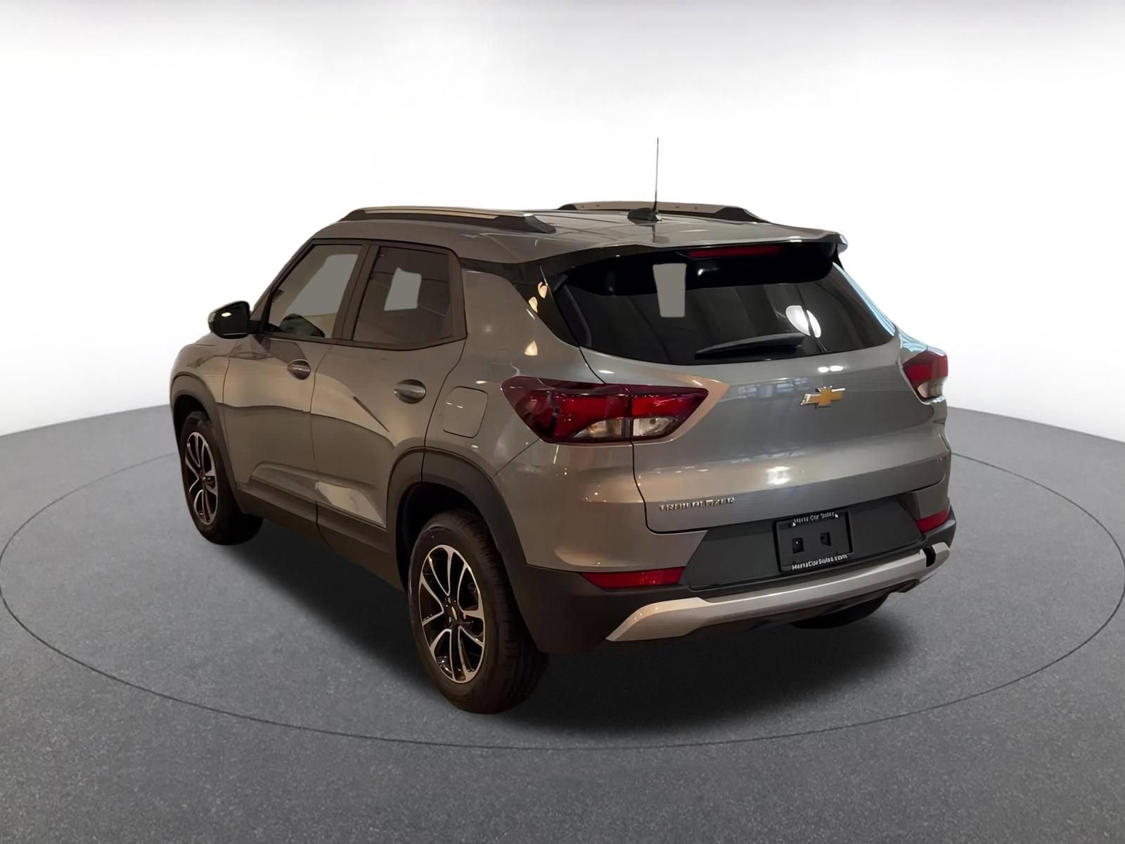 Used 2025 Chevrolet TrailBlazer LT image 11