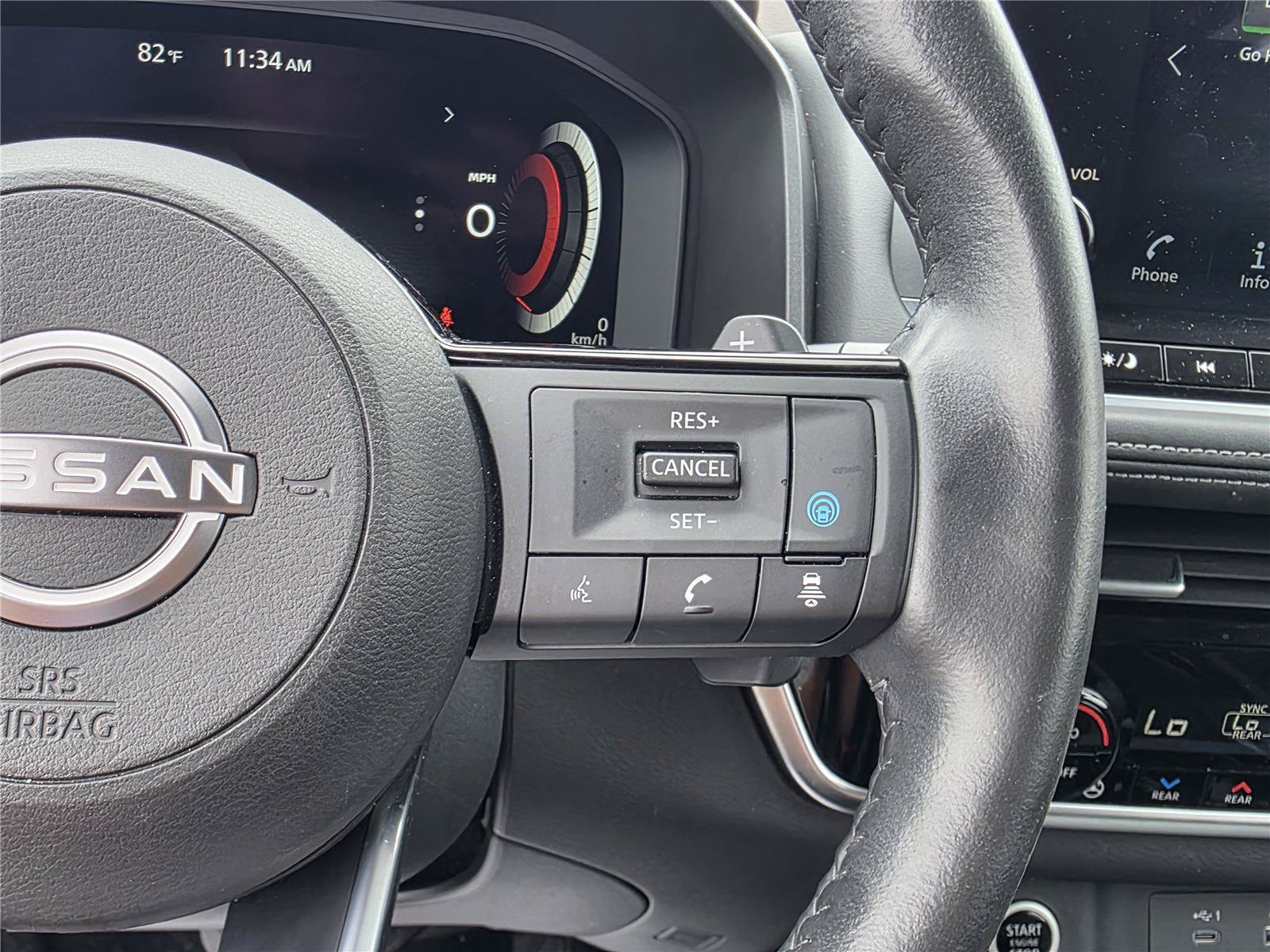 Used 2023 Nissan Rogue Platinum w/ Platinum Premium Package AWD/4WD image 14
