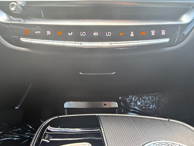 Certified 2026 Cadillac Lyriq Luxury AWD/4WD image 4