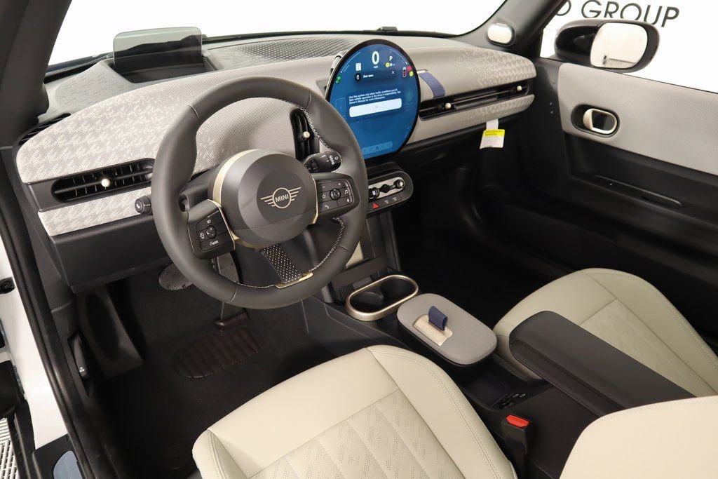 New 2025 MINI Cooper 2-Door Hardtop image 2