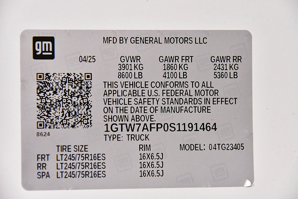 Used 2025 GMC Savana 2500 w/ Driver Convenience Package RWD image 12