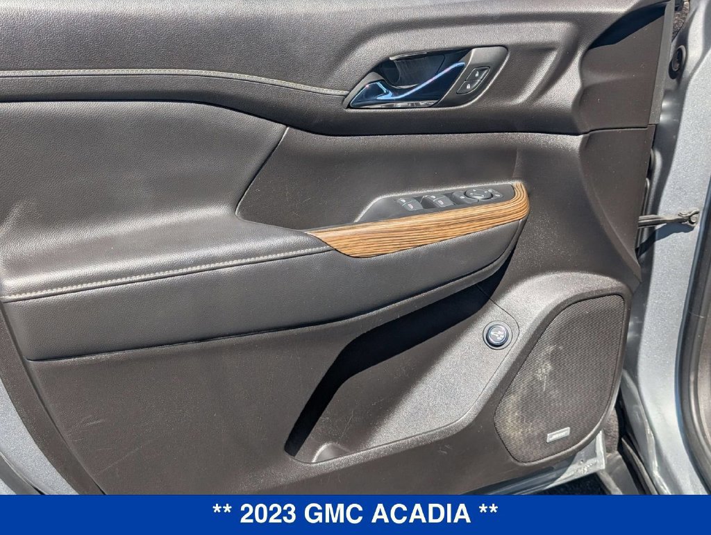 Used 2023 GMC Acadia SLE w/ Driver Convenience Package AWD/4WD image 10