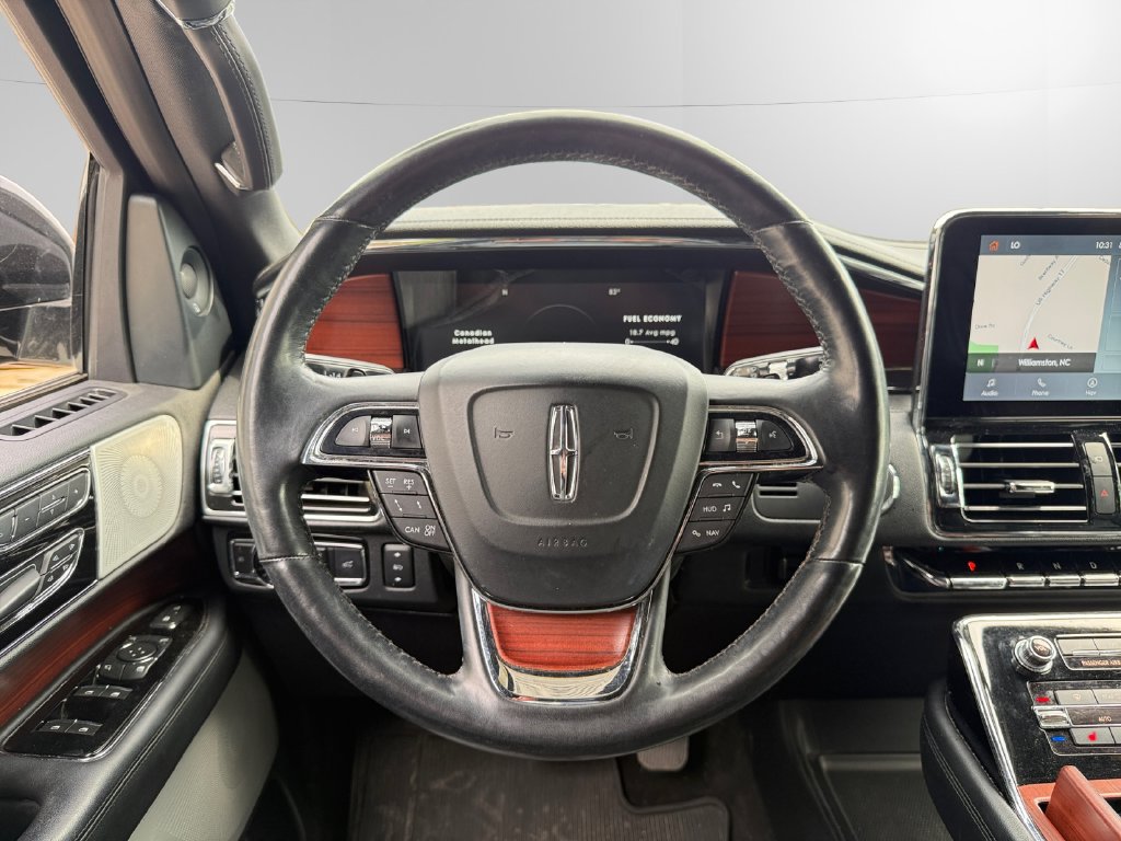 Used 2021 Lincoln Navigator Reserve w/ Luxury Package AWD/4WD image 10