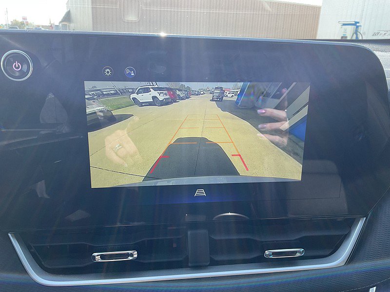 Used 2025 Chevrolet Equinox LT w/ Convenience Package II AWD/4WD image 25