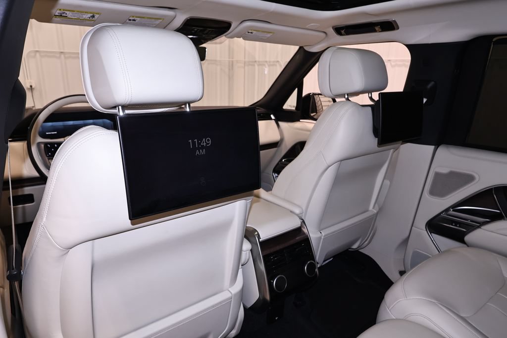 Used 2023 Land Rover Range Rover Autobiography AWD/4WD image 18