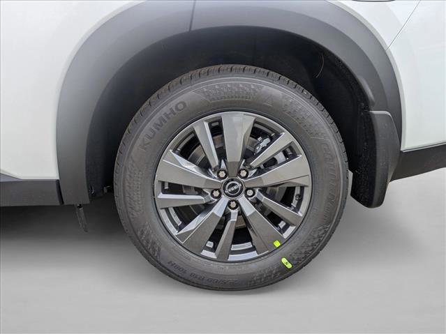 New 2026 Nissan Pathfinder SV image 9