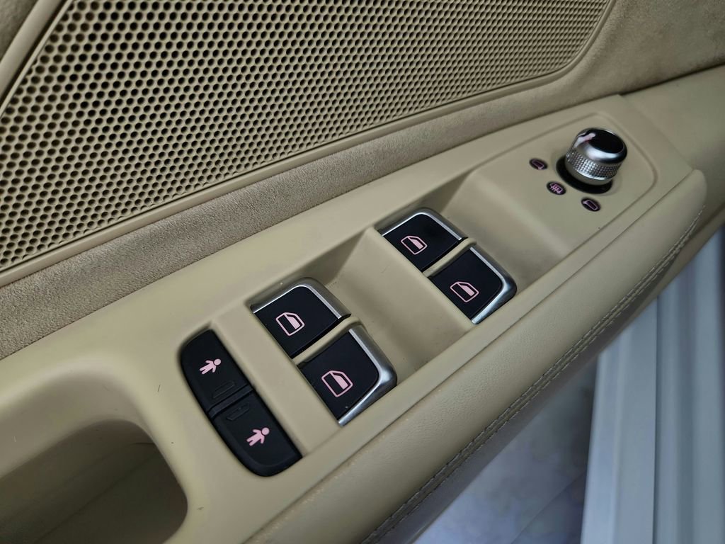 Used 2017 Audi A8 L 4.0T w/ Driver Assistance Package image 28