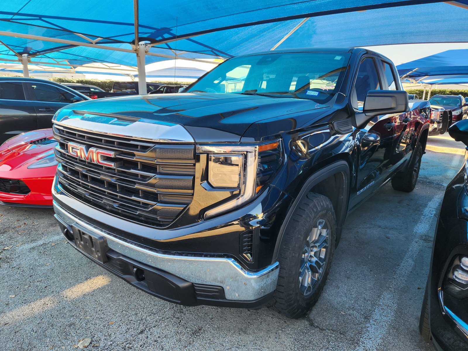 Used 2023 GMC Sierra 1500 Pro w/ Pro Value Package image 2