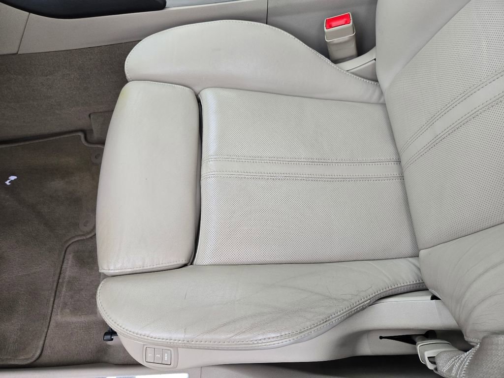 Used 2013 Cadillac SRX Luxury image 13