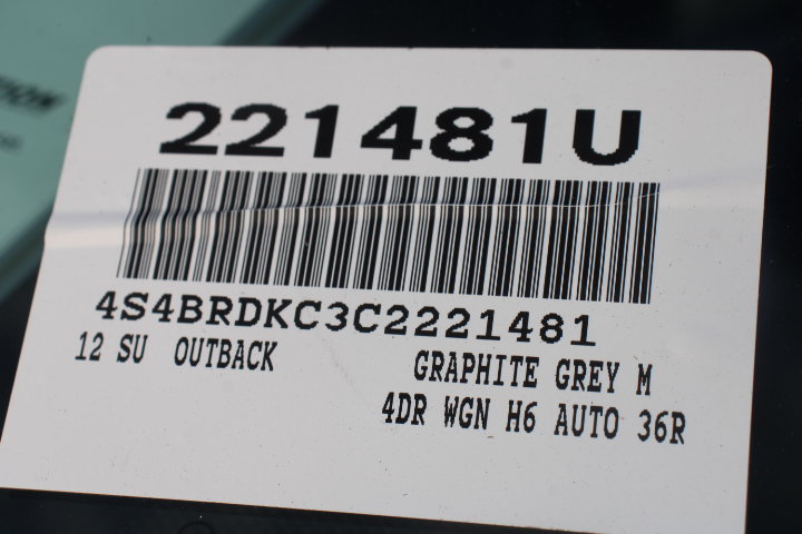 Used 2012 Subaru Outback 3.6R Limited w/ Moonroof Pkg AWD/4WD image 32