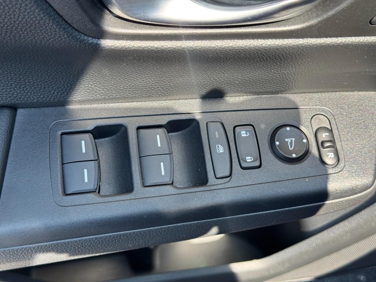 Used 2025 Honda CR-V Sport-L image 19