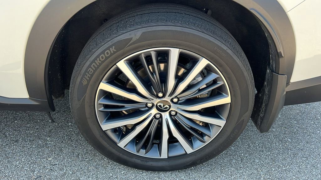 Used 2023 INFINITI QX60 Sensory w/ Vision Package image 36
