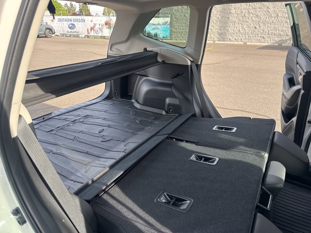 Certified 2024 Subaru Forester Limited image 19