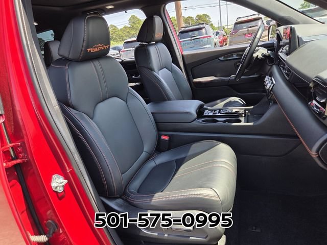 Used 2025 Honda Pilot TrailSport image 21