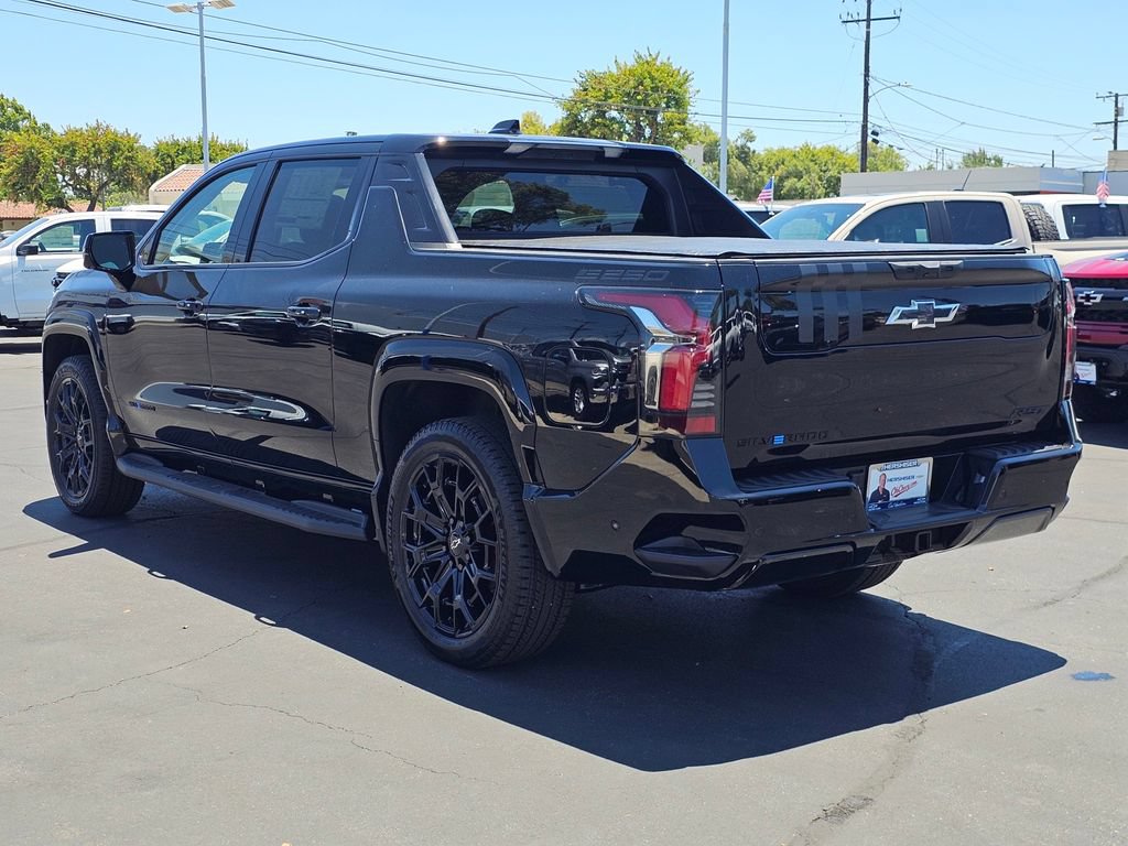 New 2026 Chevrolet Silverado EV 4x4 Crew Cab image 4