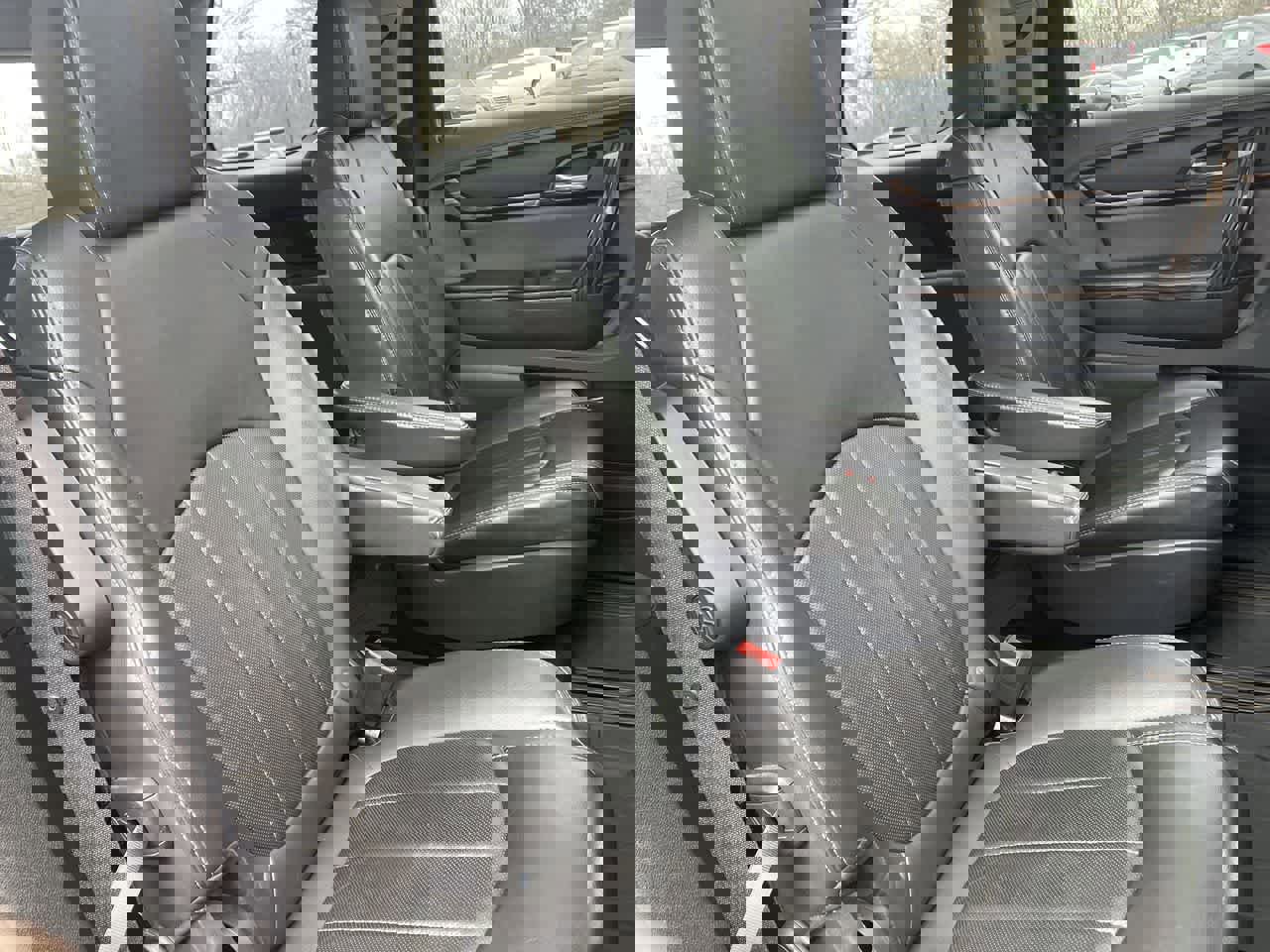 Used 2015 GMC Acadia Denali image 15