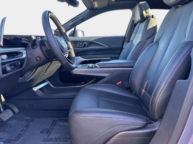 Certified 2025 Cadillac Lyriq Luxury w/ LPO, Floor Liner Package AWD/4WD image 17