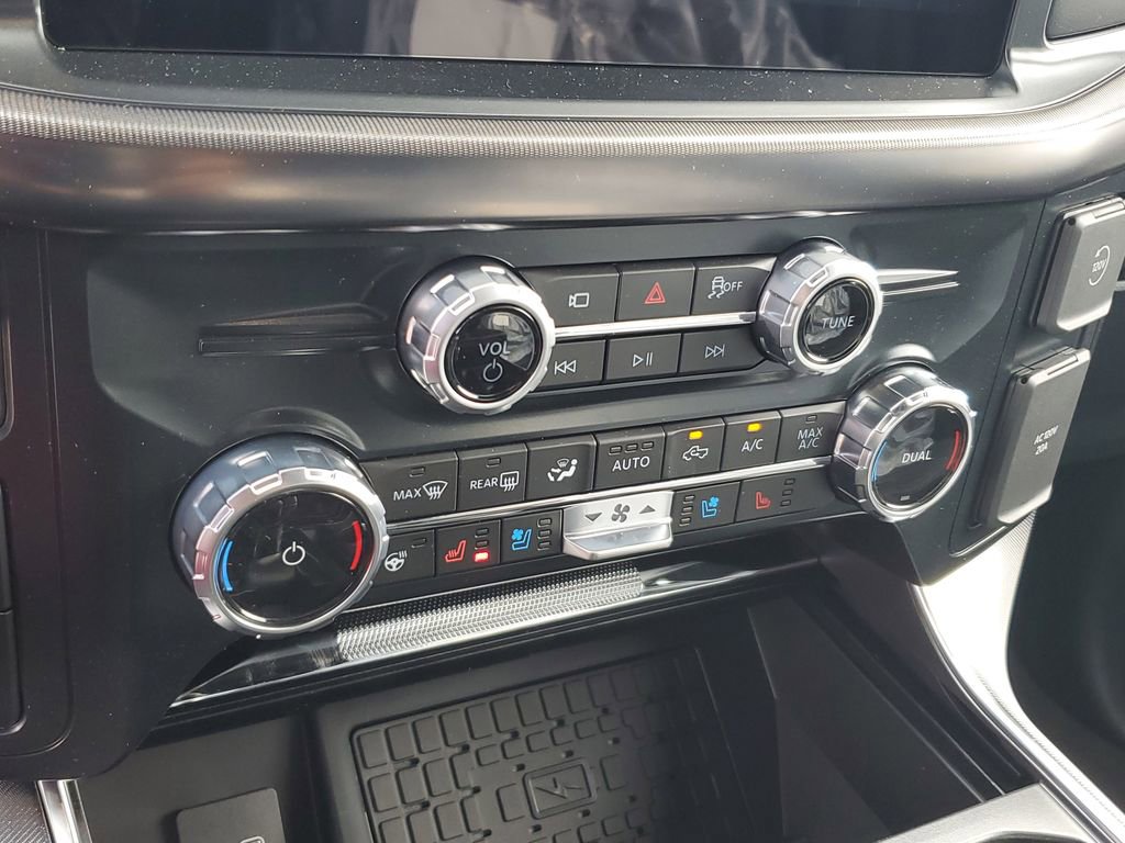 New 2025 Ford F150 Platinum image 26