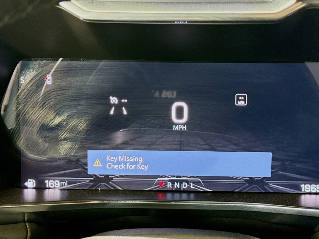 Used 2024 GMC Canyon Elevation image 13