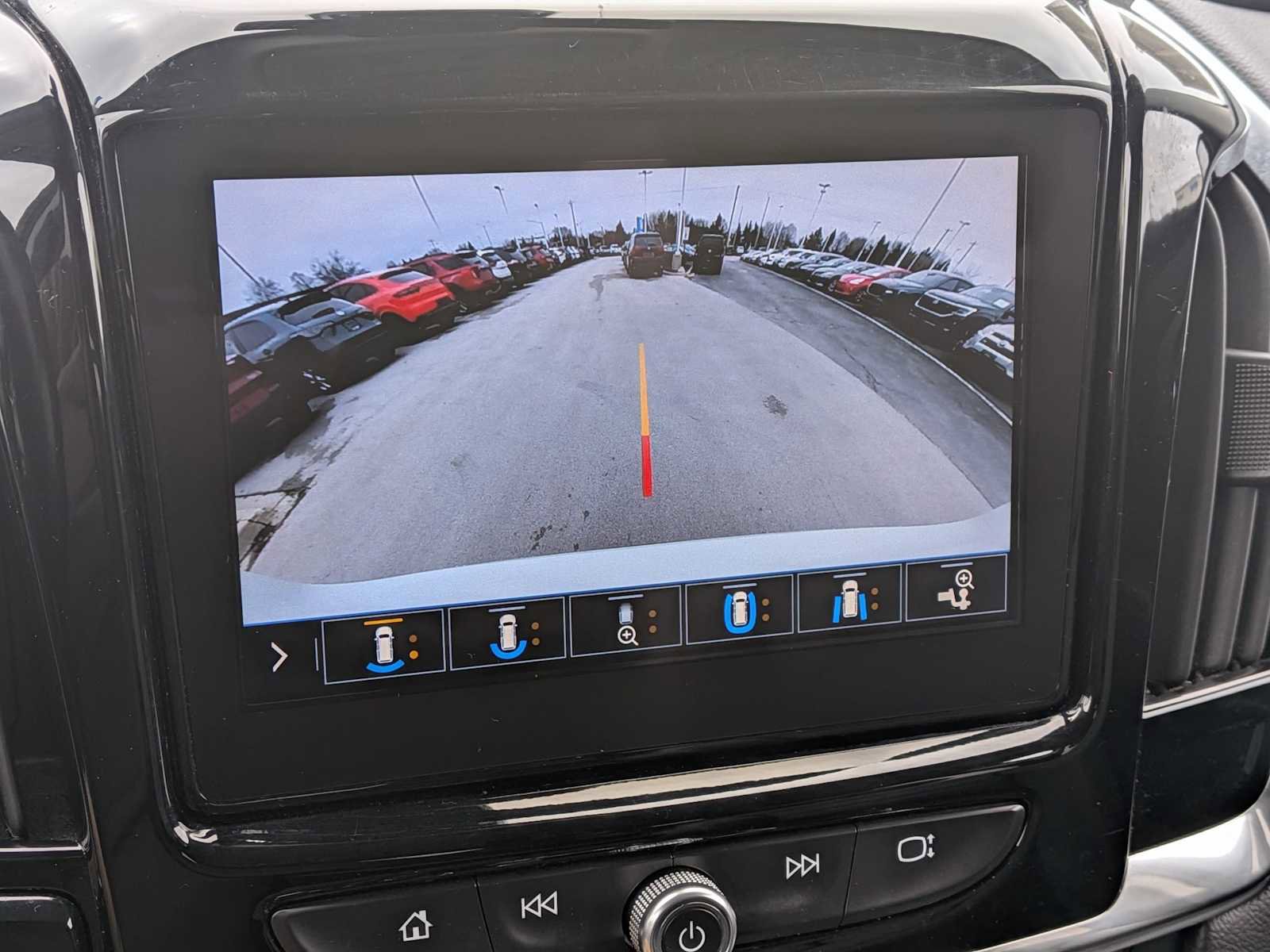 Used 2020 Chevrolet Traverse Premier w/ Redline Edition AWD/4WD image 31
