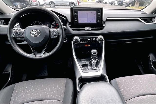 Used 2019 Toyota RAV4 XLE FWD image 15