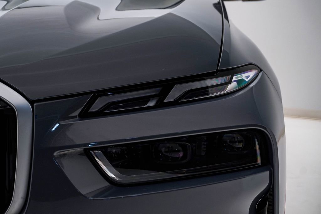 Used 2026 BMW X7 xDrive40i image 7