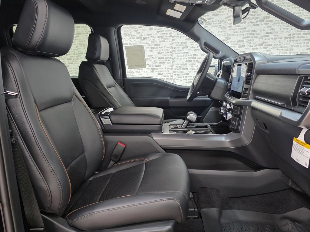 New 2026 Ford F150 Lariat w/ Equipment Group 502A High image 12