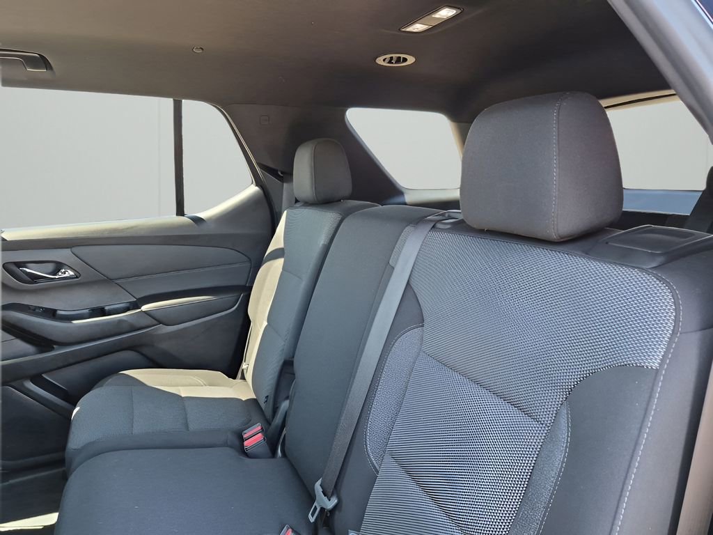 Used 2023 Chevrolet Traverse LT AWD/4WD image 20