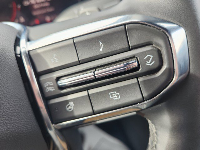 Used 2025 GMC Acadia Elevation image 43