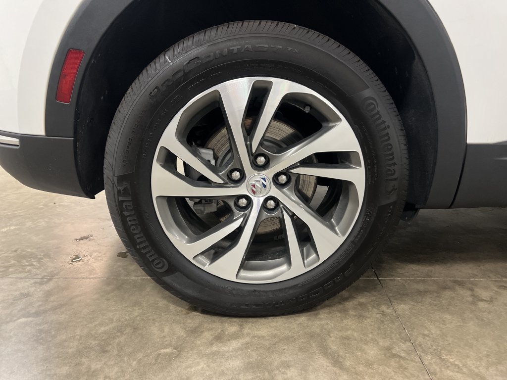 Certified 2023 Buick Envision Essence AWD/4WD image 10