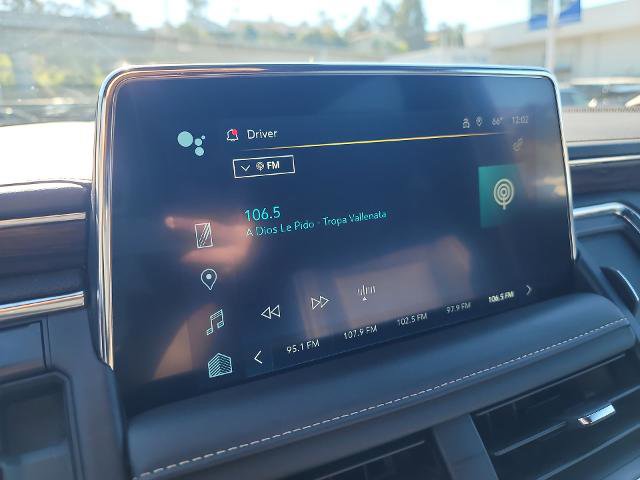 Used 2024 Chevrolet Suburban Premier image 13