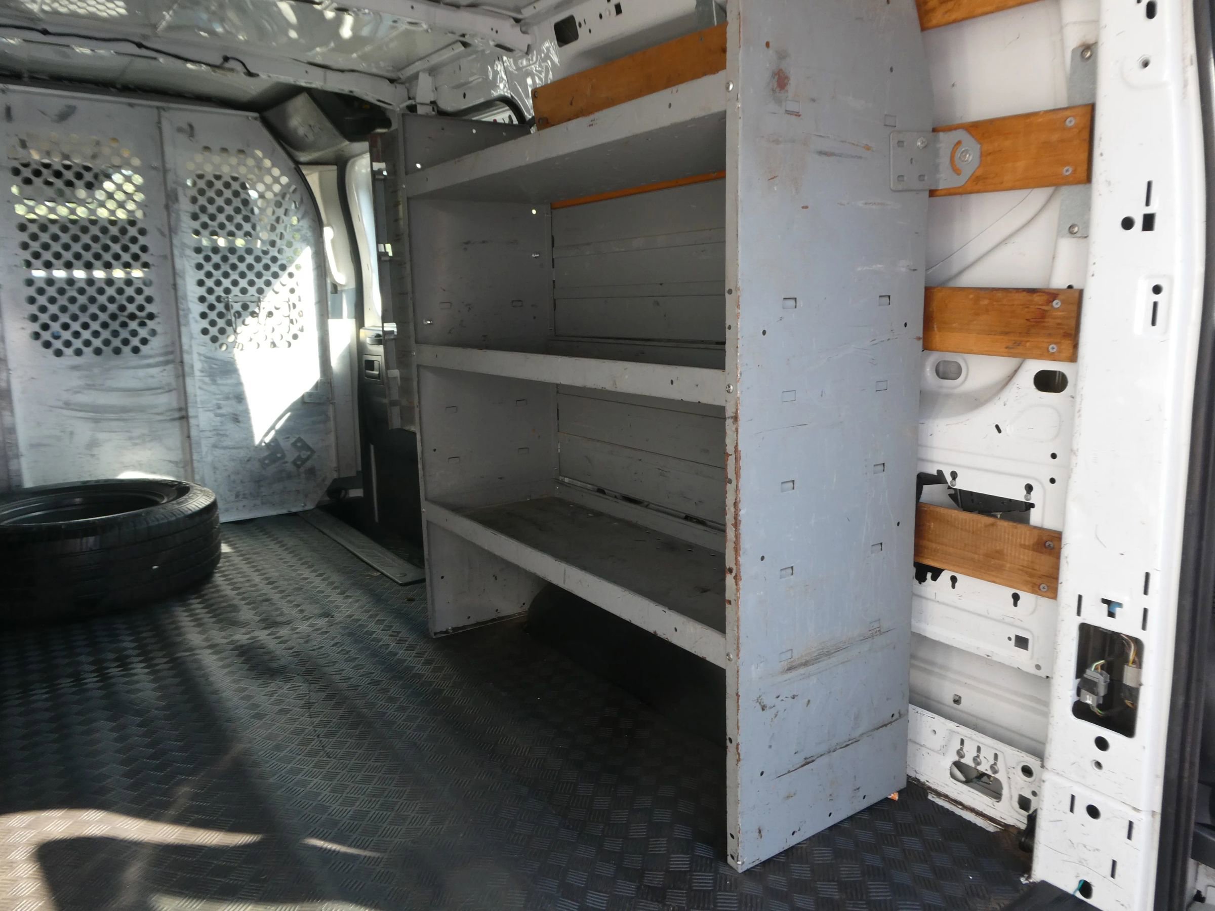 Used 2016 Ford Transit 250 130 Low Roof w/ Exterior Upgrade Package image 27