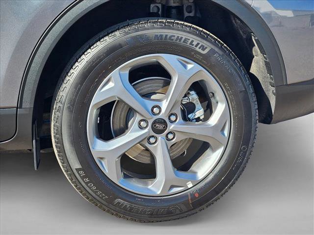 Used 2025 Ford Escape ST-Line image 21