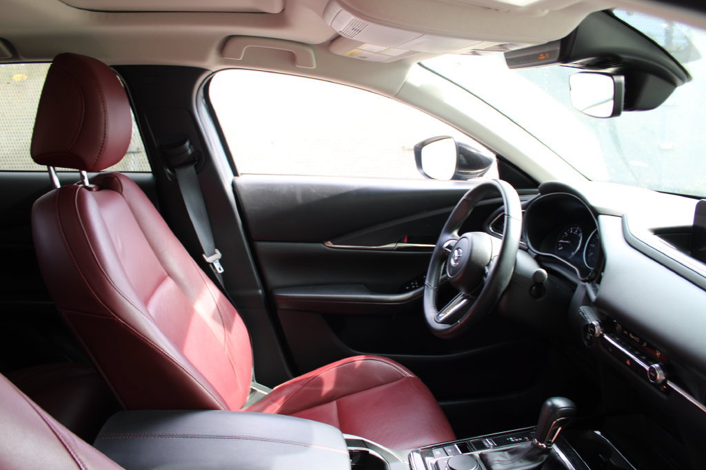 Used 2025 MAZDA CX-30 AWD 2.5 S w/ Preferred Package image 18