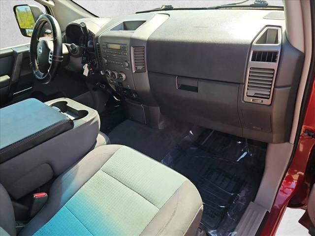 Used 2004 Nissan Titan SE w/ (Pop) Se Popular Pkg W/Bench AWD/4WD image 19