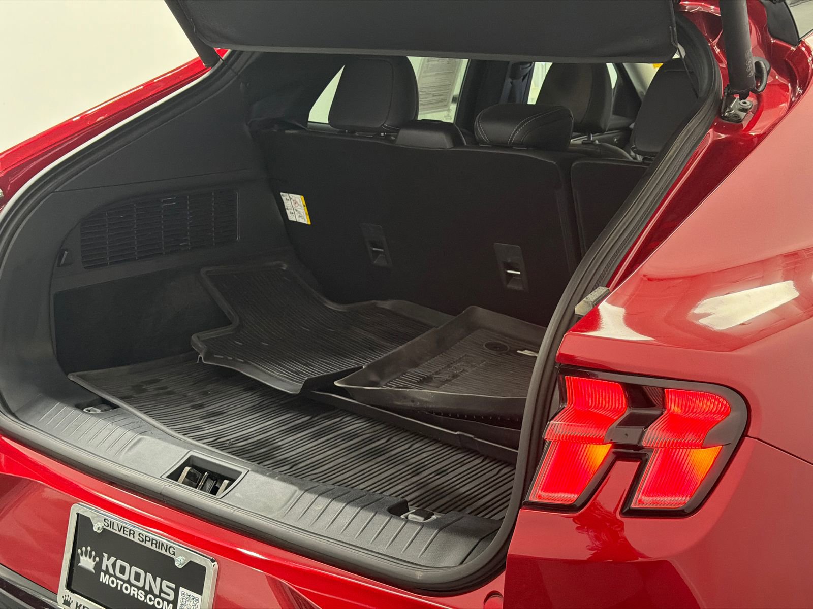 Used 2023 Ford Mustang Mach-E Premium image 8