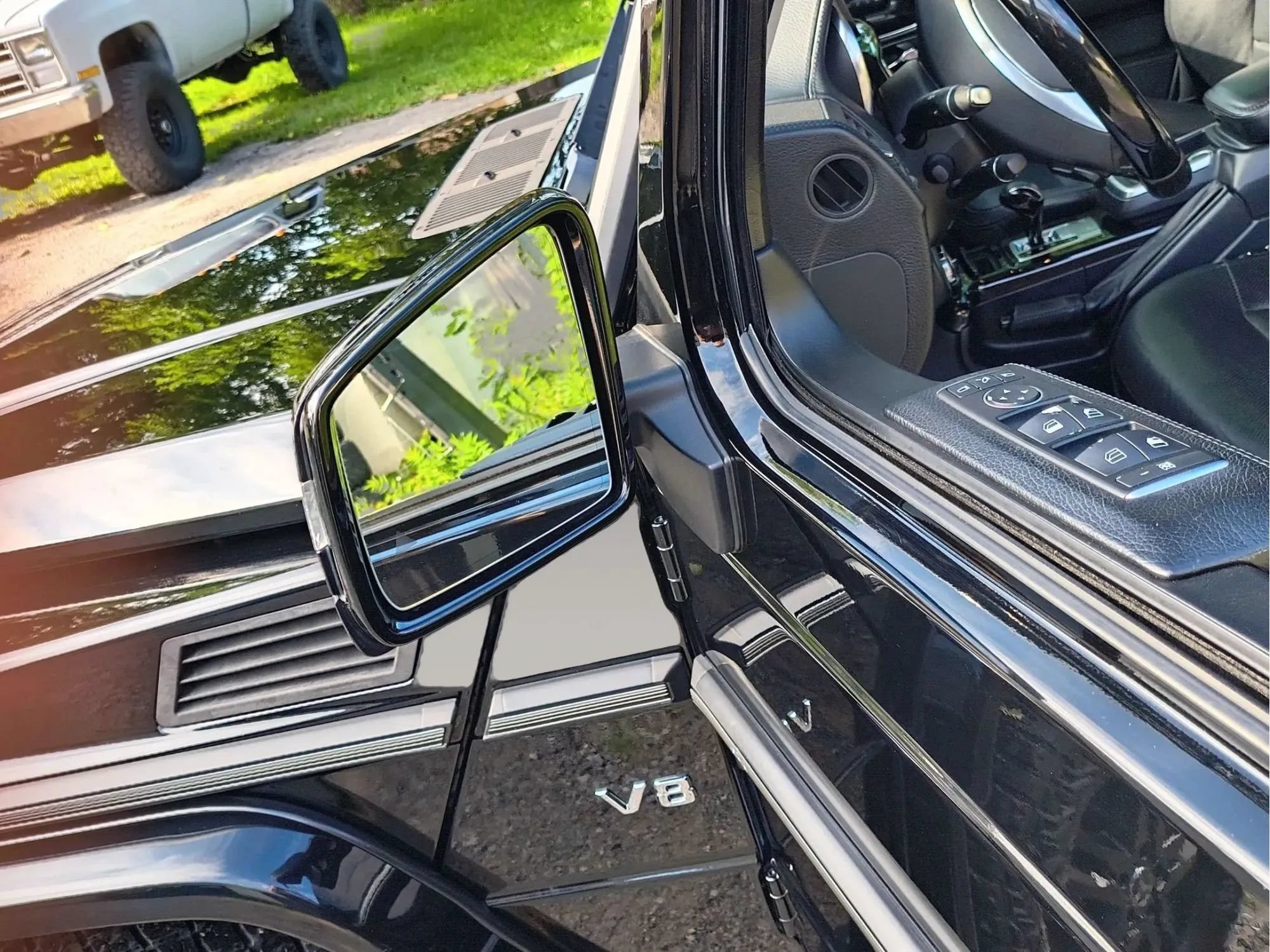 Used 2015 Mercedes-Benz G 550 image 26
