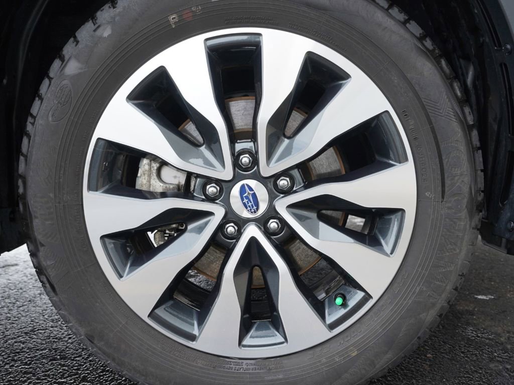 Used 2025 Subaru Outback Touring XT w/ Popular Package #2 image 30