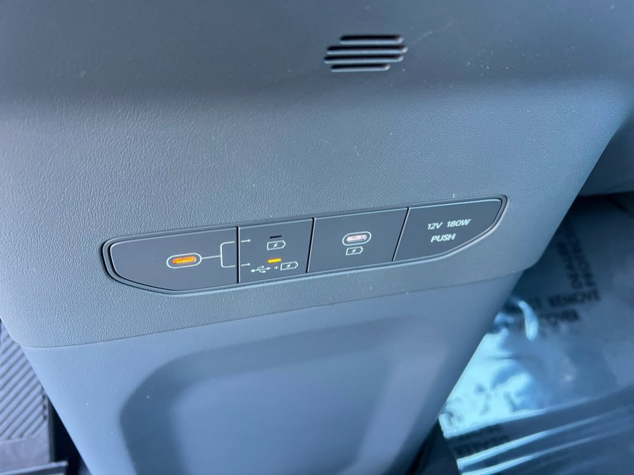 Used 2024 Kia EV9 Light Long Range image 27